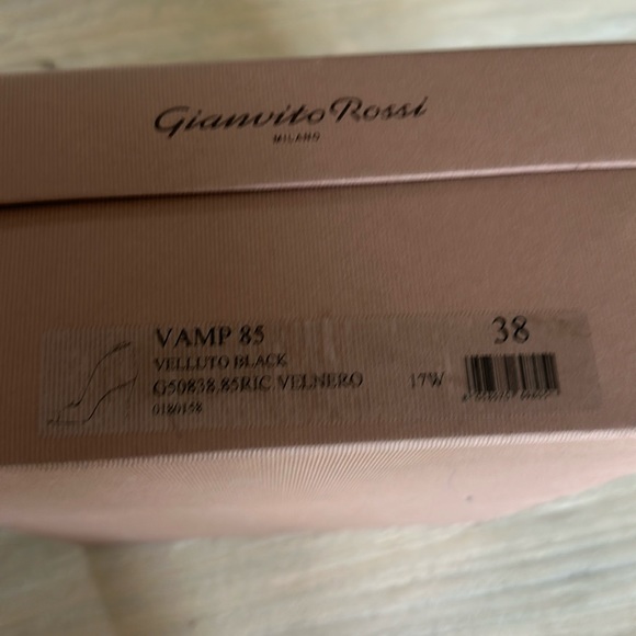 Gianvito Rossi Vamp Black Velvet 85mm Peep toe Heels - Picture 8 of 13